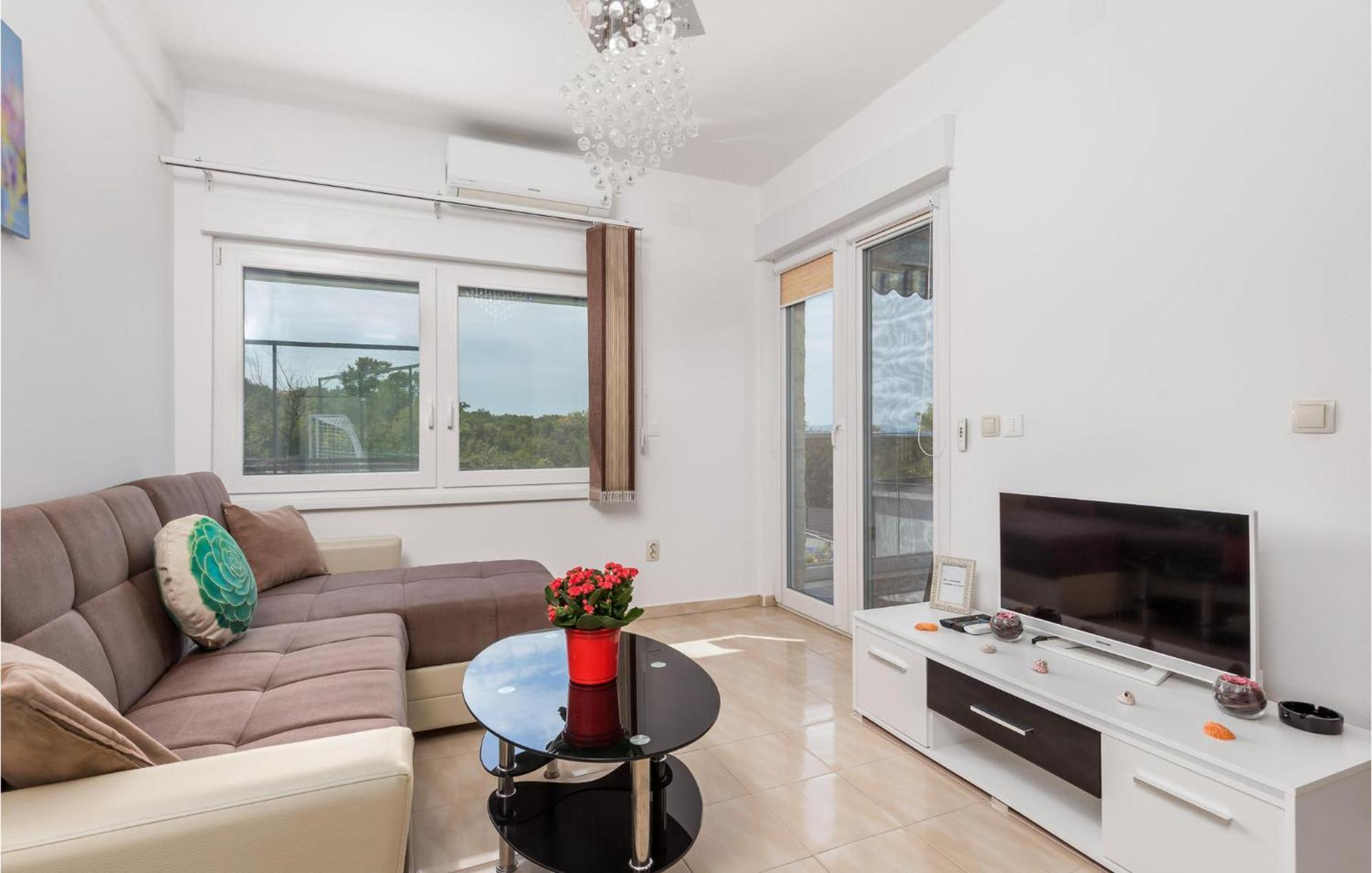 Stunning Apartment In Vrh Vrh  Eksteriør bilde